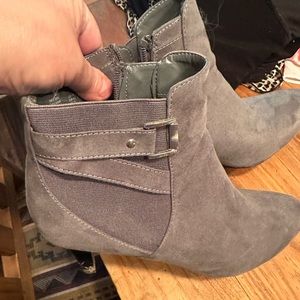 Cute gray boots